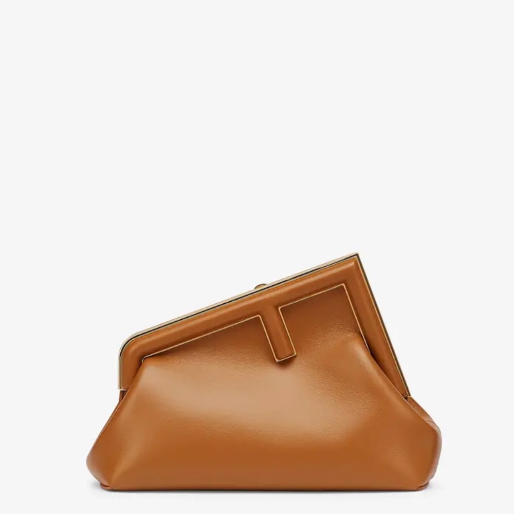 💯 AUTHENTIC FENDI FIRST SMALL
Brown leather bag